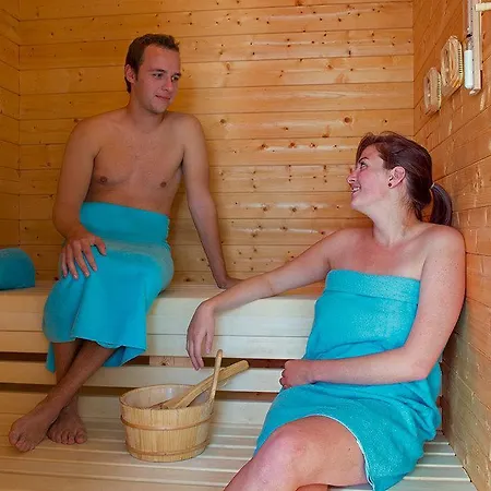 Golden Lakes Village - Type 3 Maximum 6 Personnes Avec Sauna Holiday home